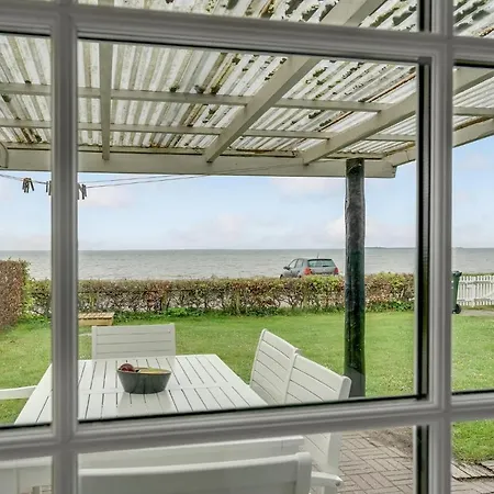 Mosvig Feriehus Binderup Strand